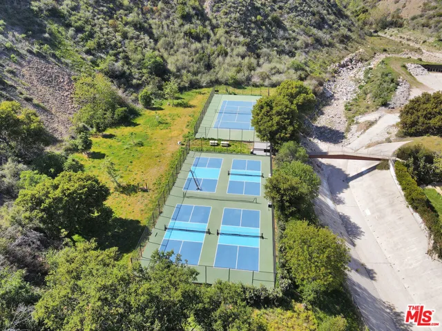 30612 Sicomoro Drive, Malibu, California 90265