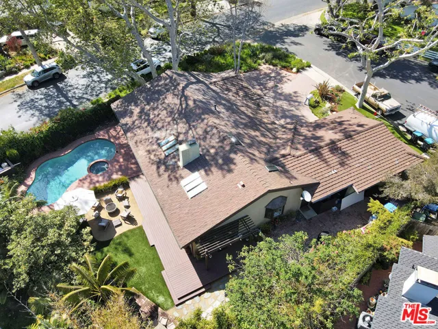 30612 Sicomoro Drive, Malibu, California 90265