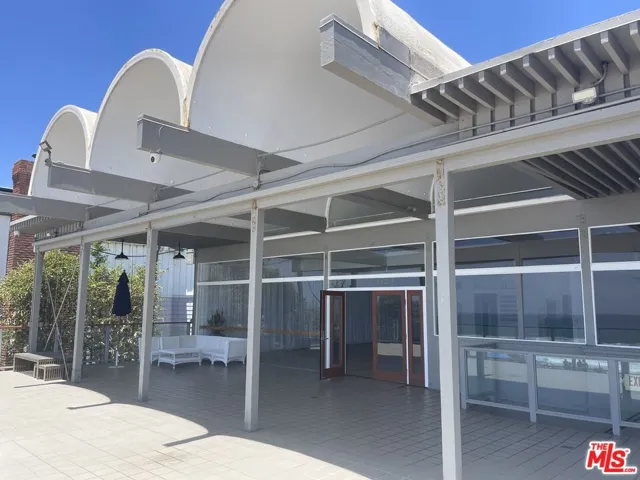 30612 Sicomoro Drive, Malibu, California 90265