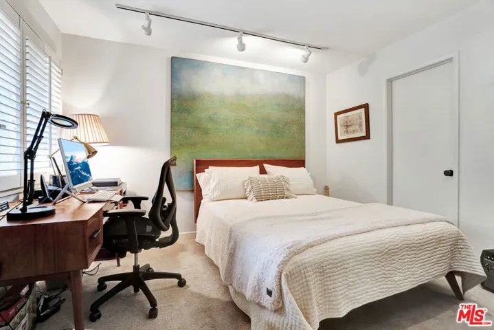 30612 Sicomoro Drive, Malibu, California 90265