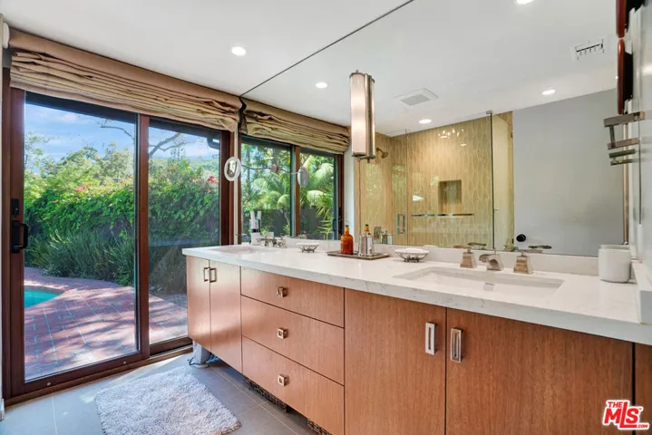 30612 Sicomoro Drive, Malibu, California 90265