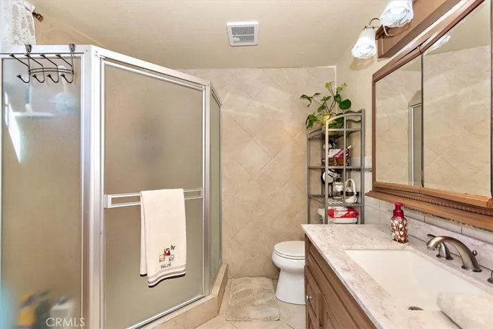1950 Pine Crest Drive, Corona, California 92882