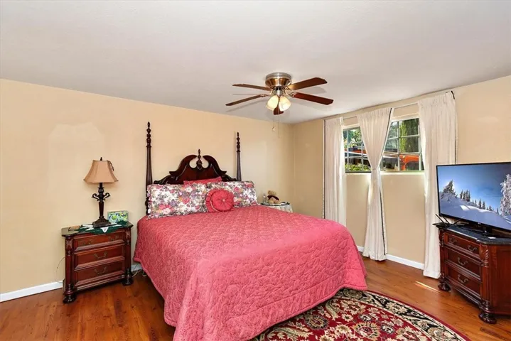 1950 Pine Crest Drive, Corona, California 92882