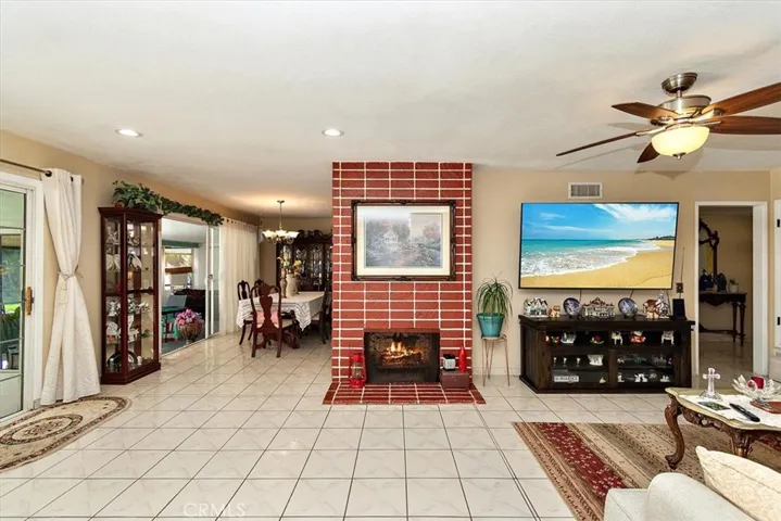 1950 Pine Crest Drive, Corona, California 92882