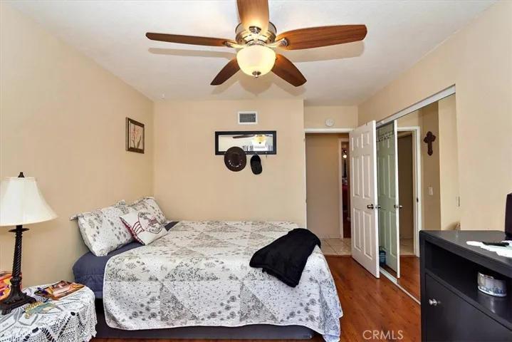 1950 Pine Crest Drive, Corona, California 92882