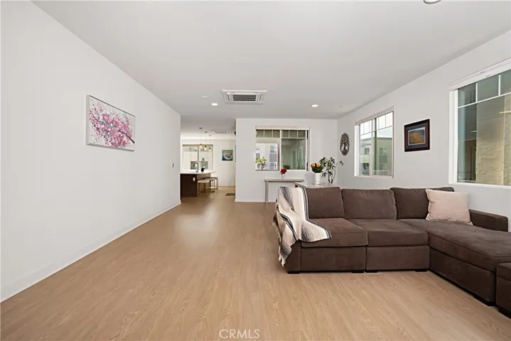 2810 Wagon Wheel Road 303, Oxnard, California 93036