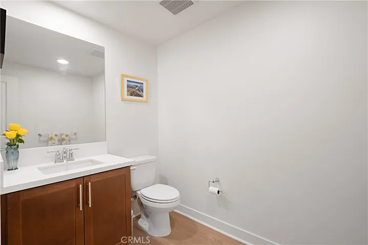 2810 Wagon Wheel Road 303, Oxnard, California 93036