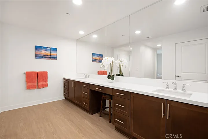 2810 Wagon Wheel Road 303, Oxnard, California 93036