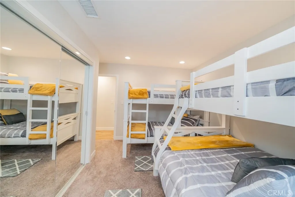 707 Rocky, Crestline, California 92325 home-pic-37