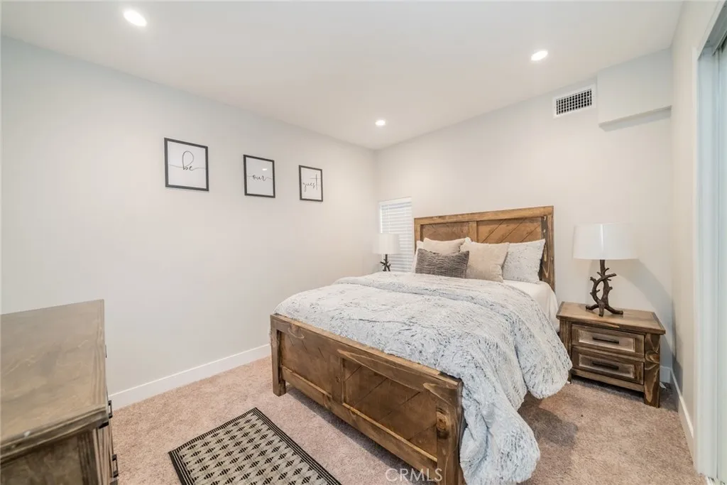 707 Rocky, Crestline, California 92325 home-pic-19