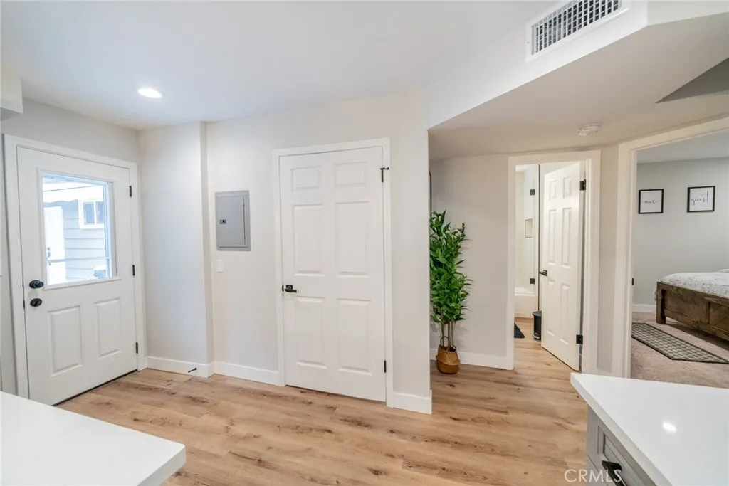 707 Rocky, Crestline, California 92325 home-pic-13