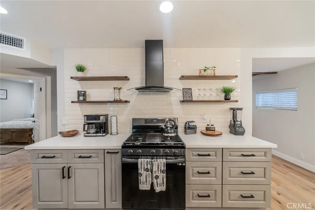 707 Rocky, Crestline, California 92325 home-pic-11