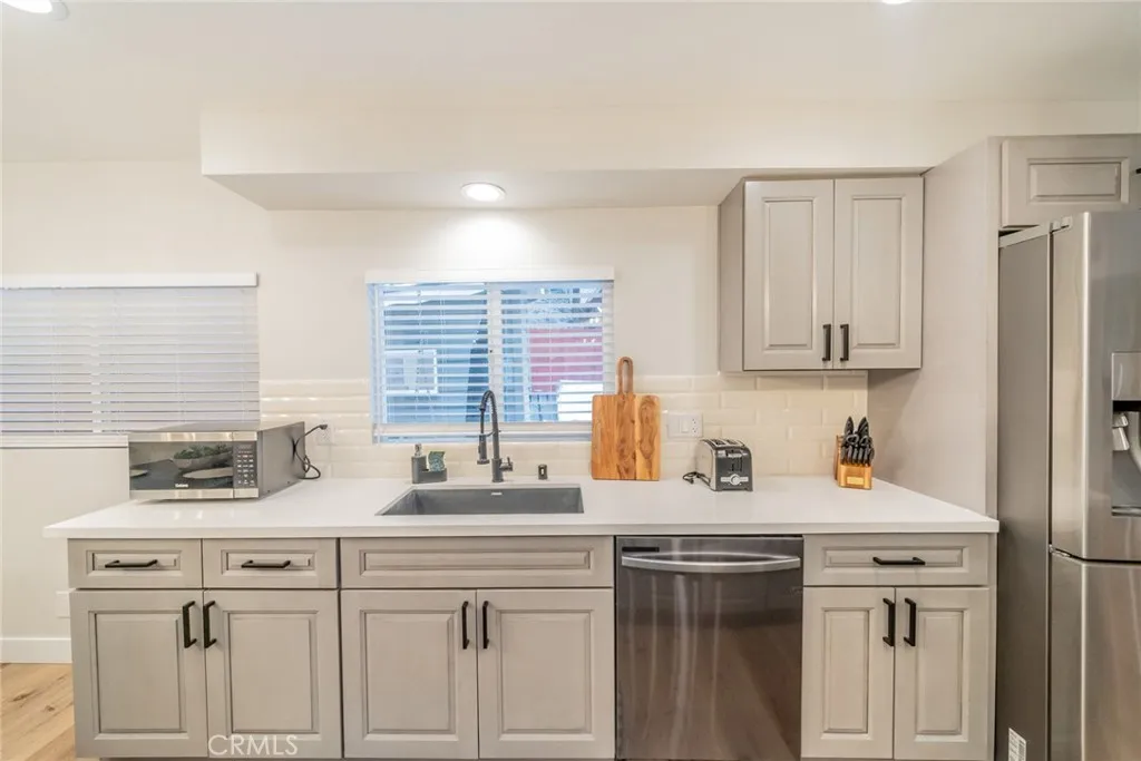 707 Rocky, Crestline, California 92325 home-pic-10