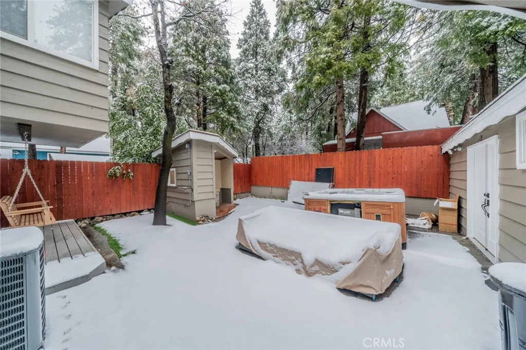 707 Rocky, Crestline, California 92325 home-pic-41