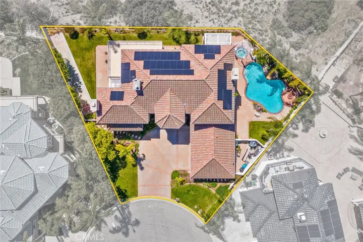 1450 Baldy View Circle, Corona, California 92882