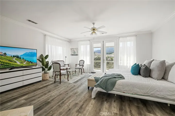 1450 Baldy View Circle, Corona, California 92882