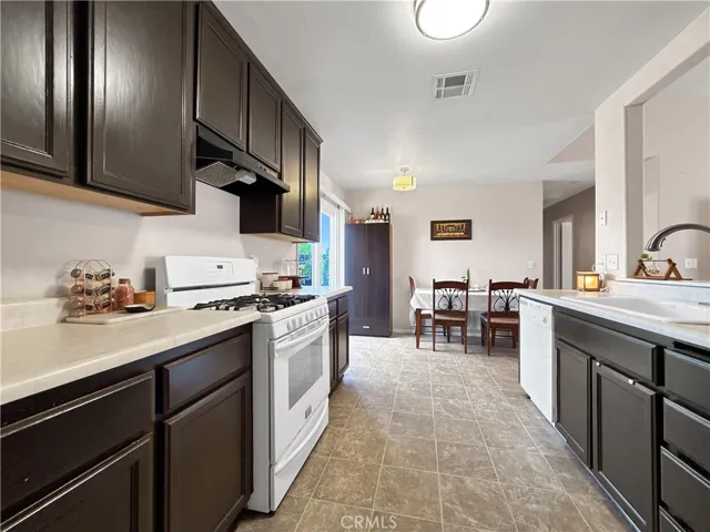 7568 Rachel Court, Winton, California 95388
