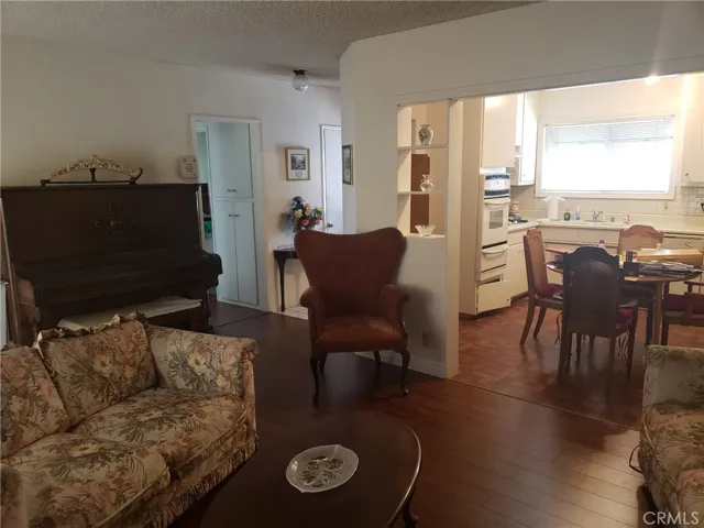 Living Room & Kitchen