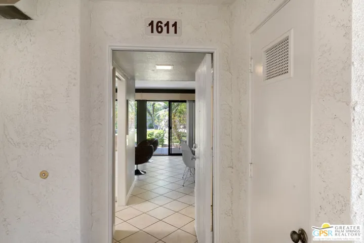 1835 N Via Miraleste 1611, Palm Springs, California 92262