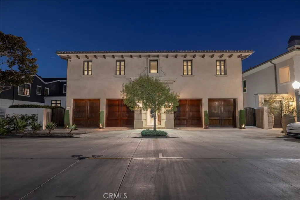 2258 Channel Road, Newport Beach, California 92661, 7 Bedrooms Bedrooms, ,9 BathroomsBathrooms,Residential,For Sale,Channel,NP25081959