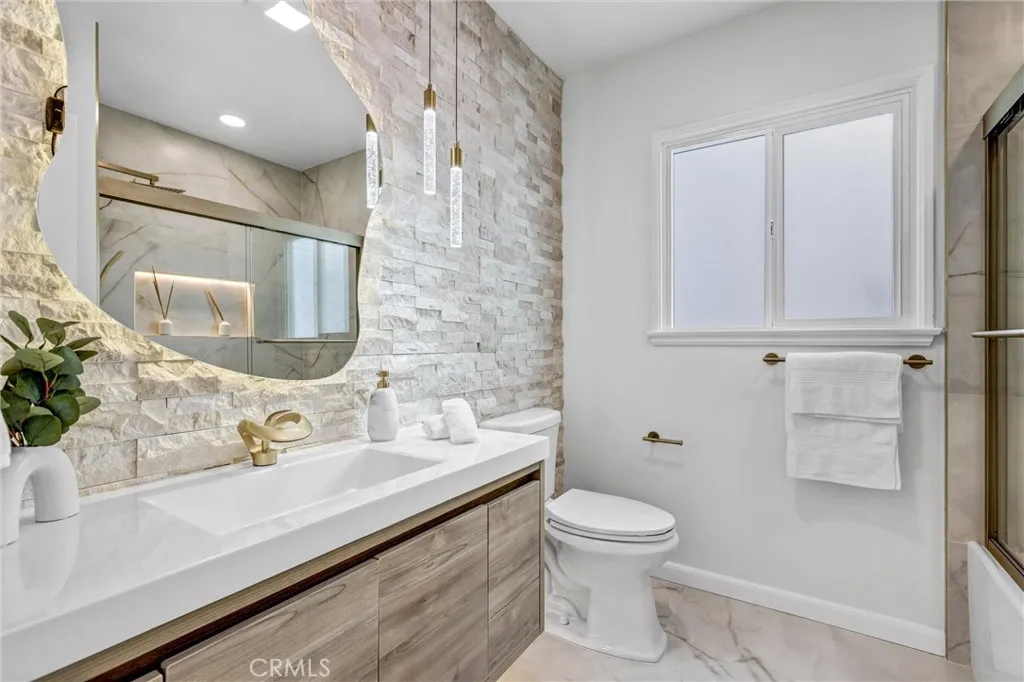 13021 Killion Street, Sherman Oaks, California 91401 home-pic-27