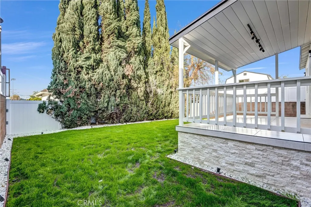 13021 Killion Street, Sherman Oaks, California 91401 home-pic-35