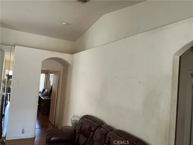 13668 Glenmere Way, Victorville, California 92392