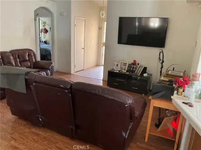 13668 Glenmere Way, Victorville, California 92392