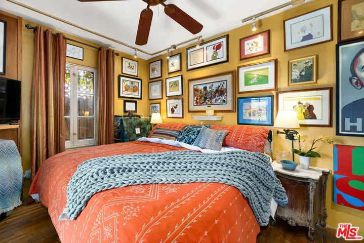 5662 Airdrome Street, Los Angeles, California 90019