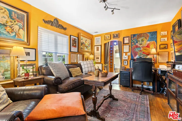 5662 Airdrome Street, Los Angeles, California 90019