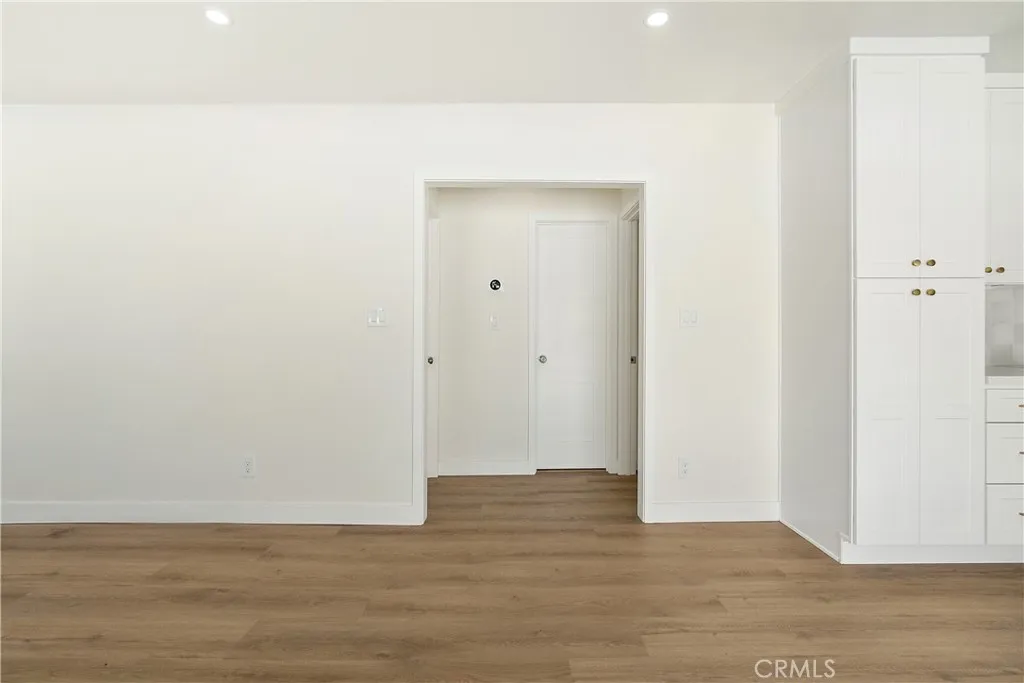 1027 E 10th St, Long Beach, California 90813 home-pic-6