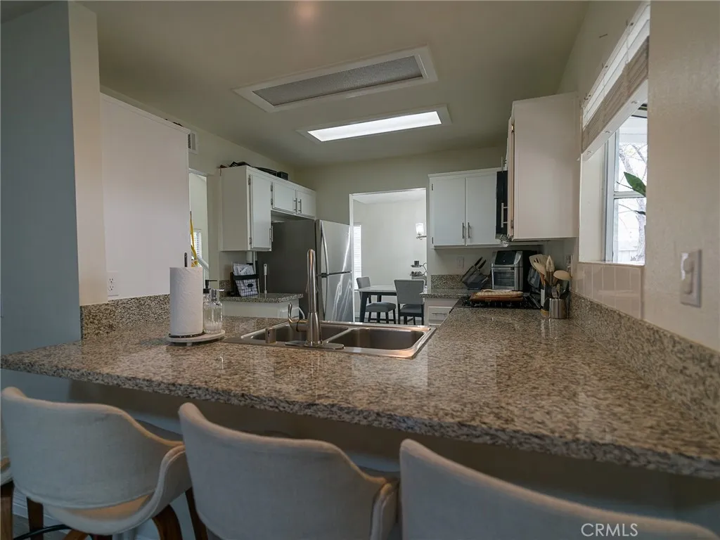 1094 Award Drive, Colton, California 92324 home-pic-7