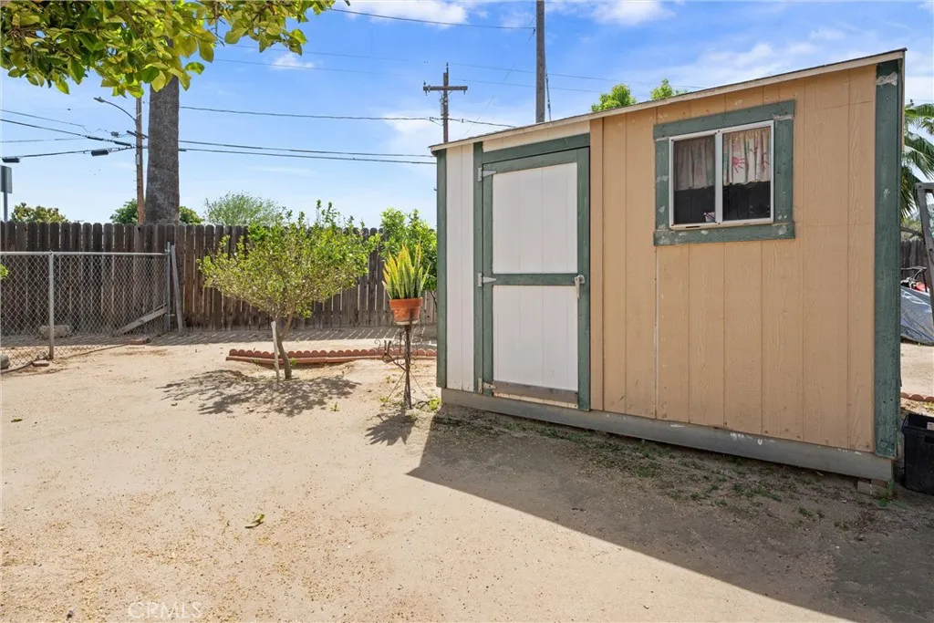 3604 Donald Avenue, Riverside, California 92503 home-pic-18