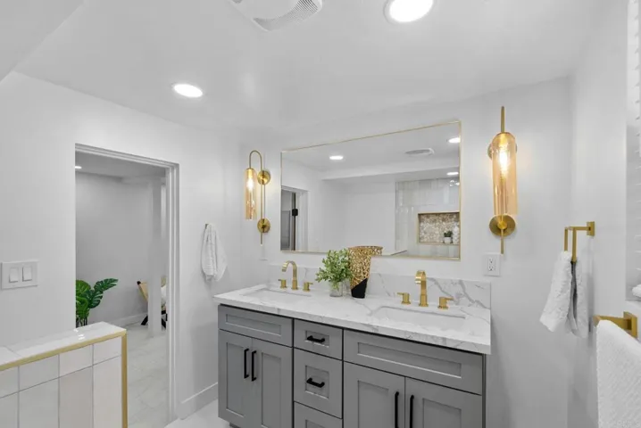4152 Epsilon Street, San Diego, California 92113