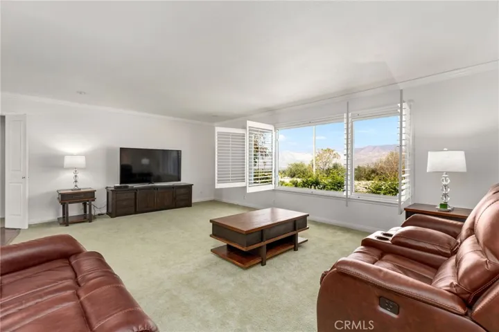 620 E Sunset Drive N, Redlands, California 92373