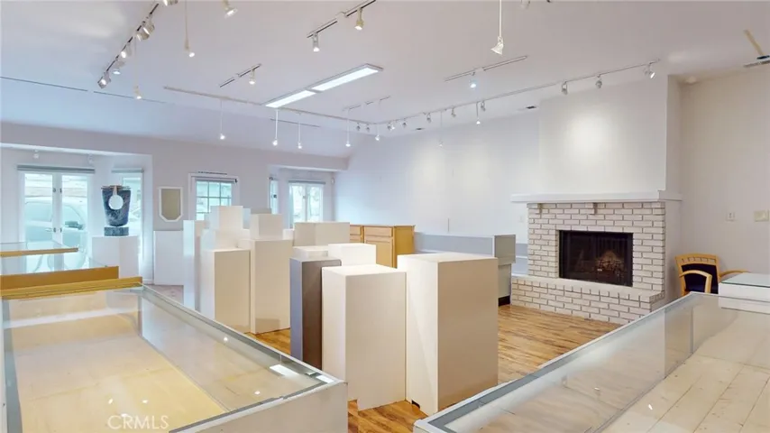 786 Main Street, Cambria, California 93428