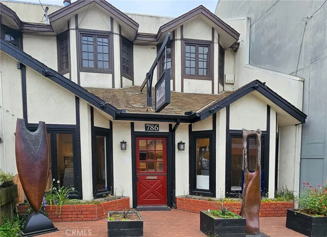 Live / Work in Cambria's West Village