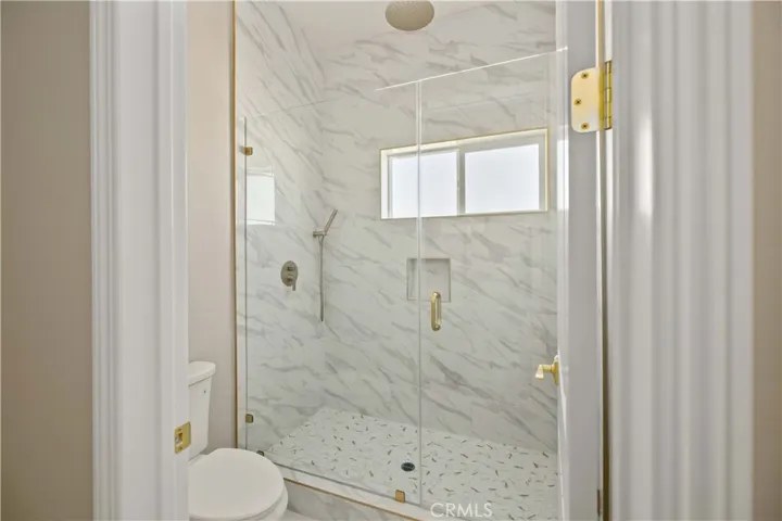 On suite bath