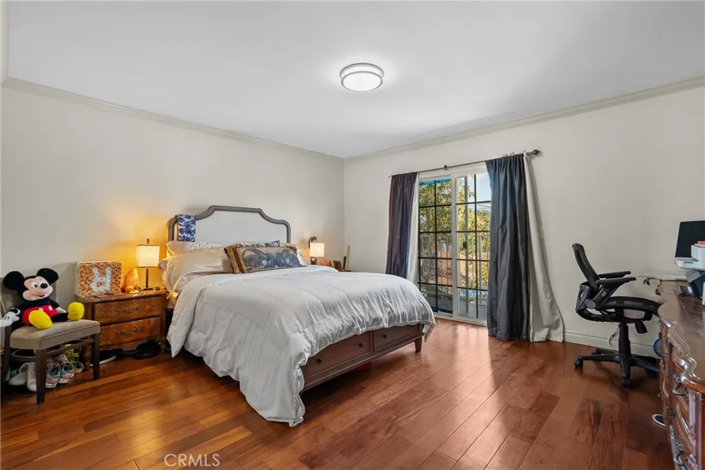 1435 W 50th Street, Los Angeles, California 90062 home-pic-17