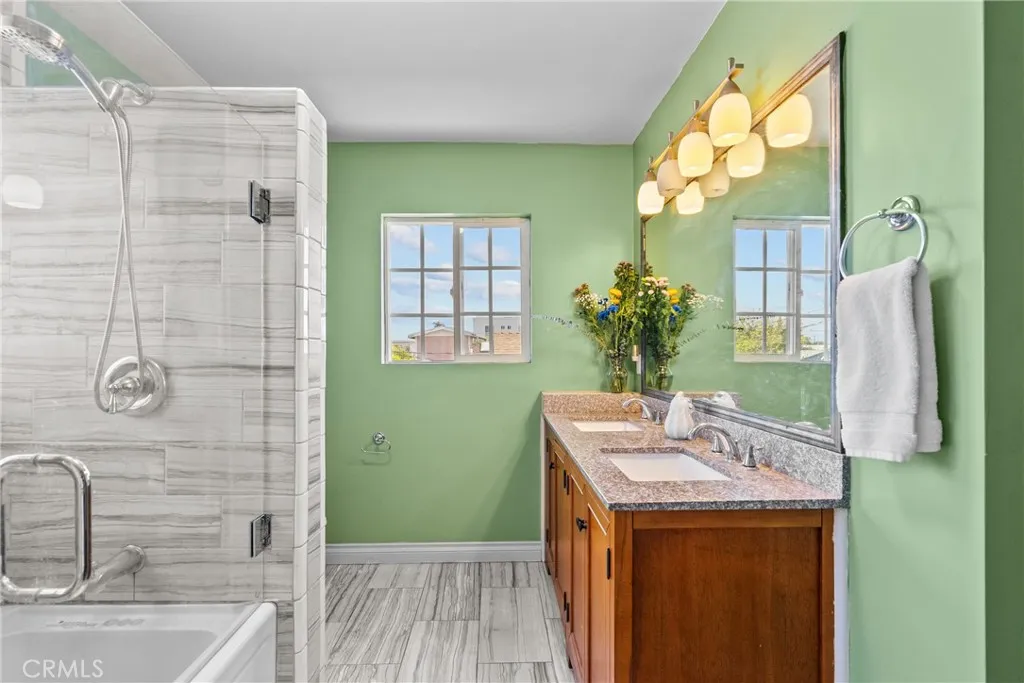 1435 W 50th Street, Los Angeles, California 90062 home-pic-19