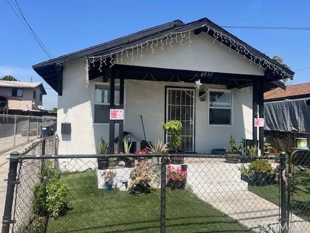 1837 E Gage Avenue, Los Angeles, California 90001 home-pic-10
