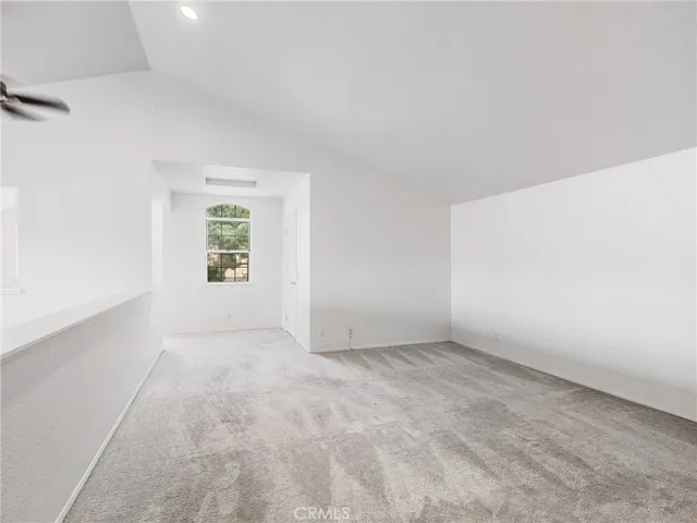 19185 Oak Street, Apple Valley, California 92308