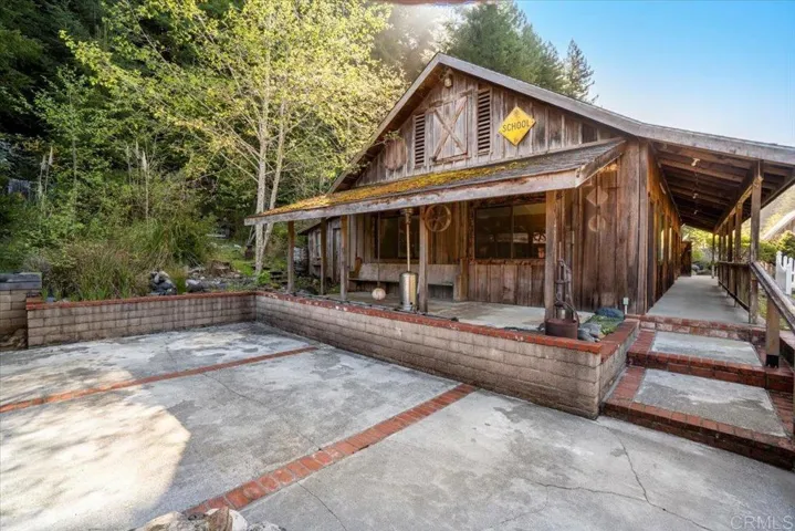 269 Lindholm Lane, Arcata, California 95524