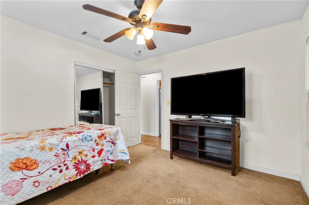 2129 N Valley Street, Burbank, California 91505 home-pic-15