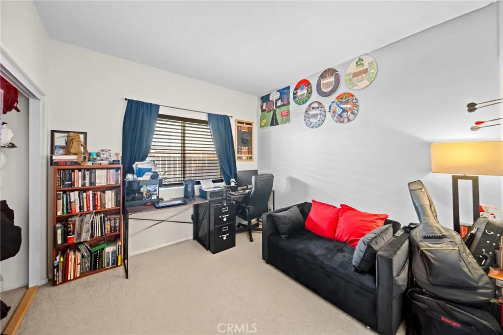 27542 Sierra Madre Drive, Murrieta, California 92563 home-pic-8