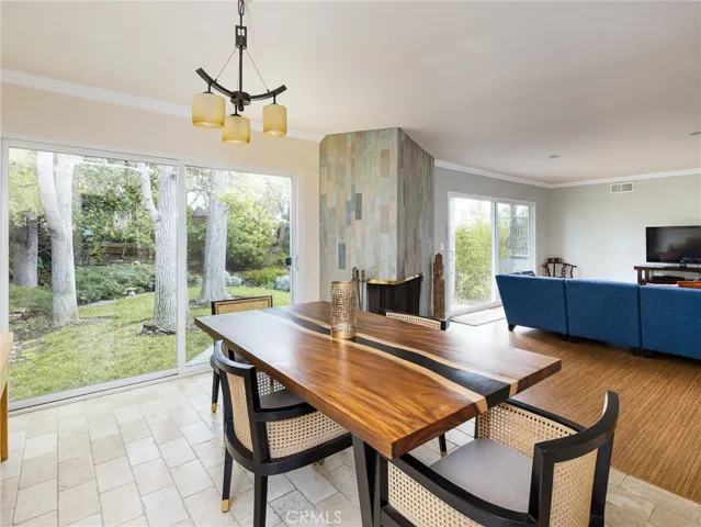 Natural dining room setting.
