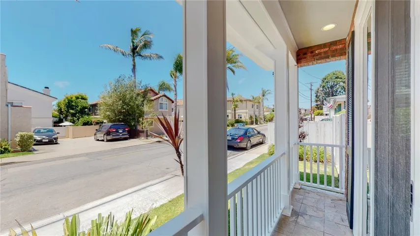 1102 Slauson Lane, Redondo Beach, California 90278