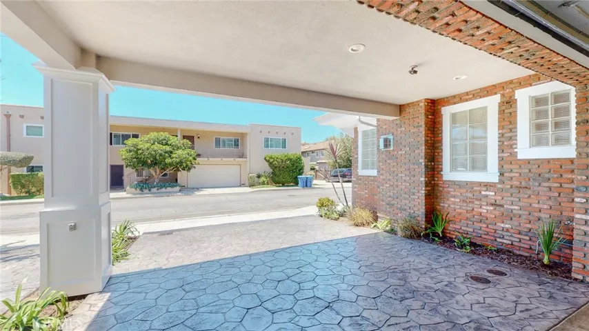 1102 Slauson Lane, Redondo Beach, California 90278