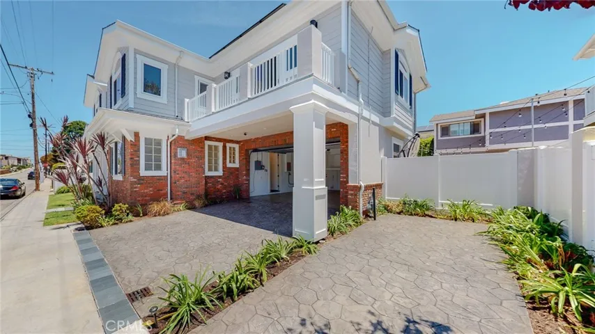 1102 Slauson Lane, Redondo Beach, California 90278