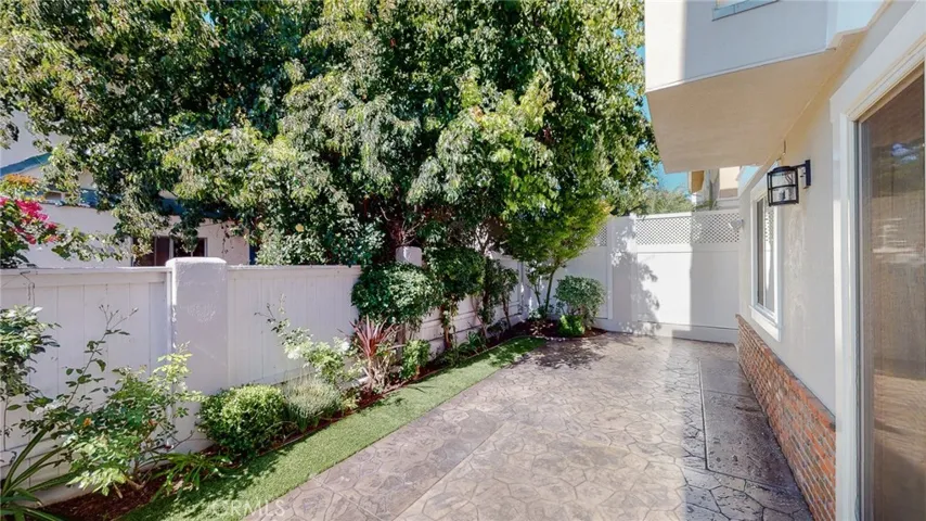 1102 Slauson Lane, Redondo Beach, California 90278
